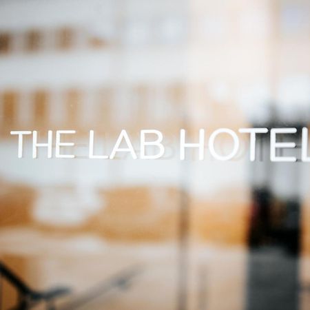 The Lab Hotel Solna Bagian luar foto